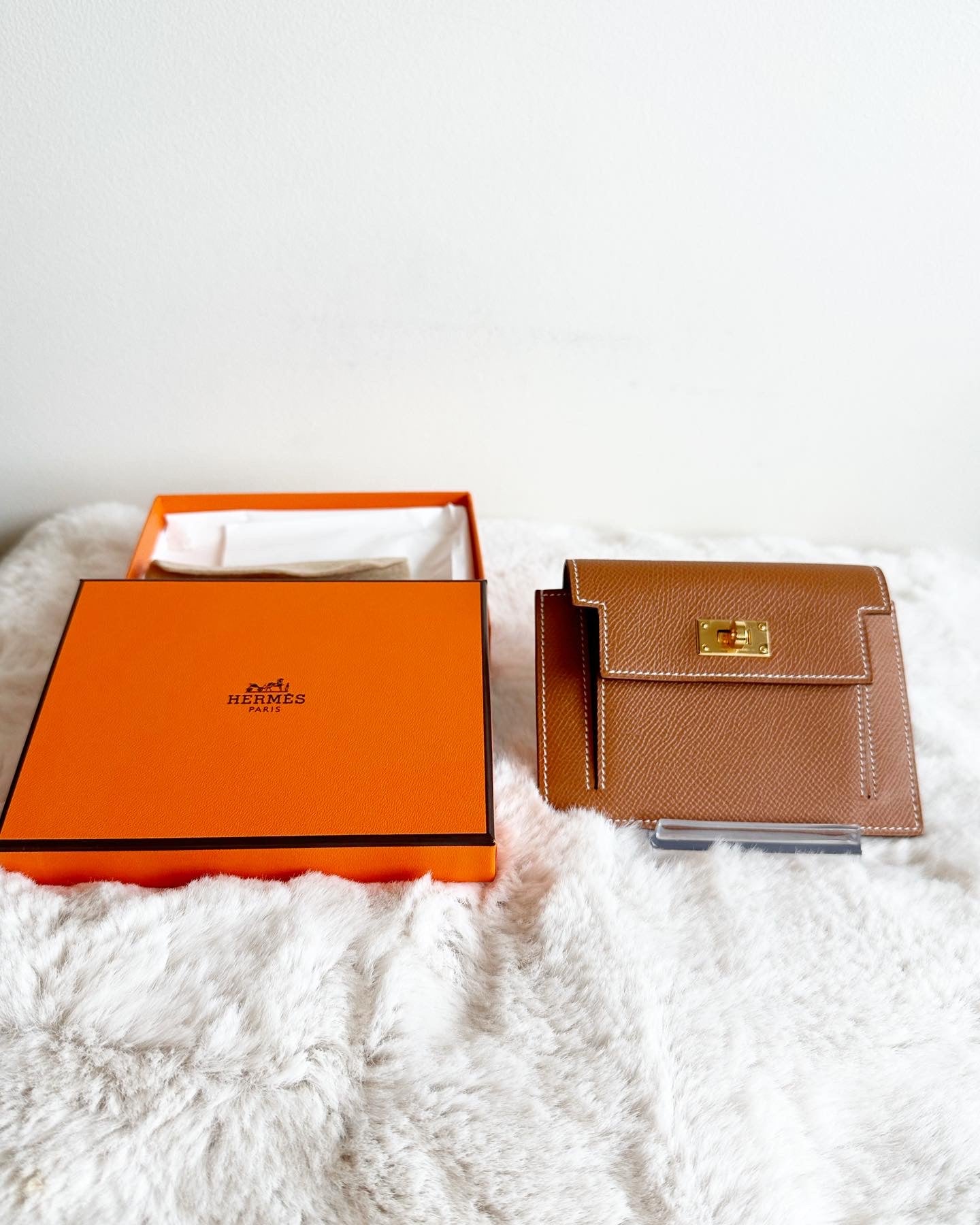 Hermes Kelly Pocket Compact Wallet